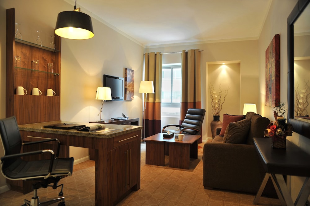 Staybridge Suites Cairo - Citystars 9