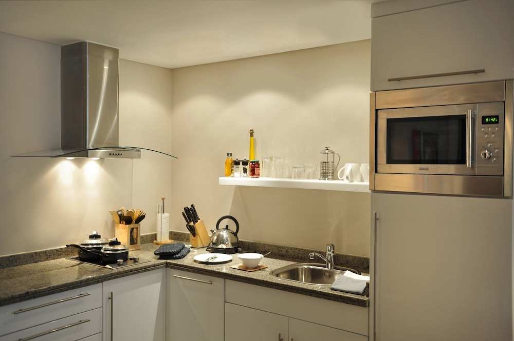 Staybridge Suites Cairo - Citystars 24