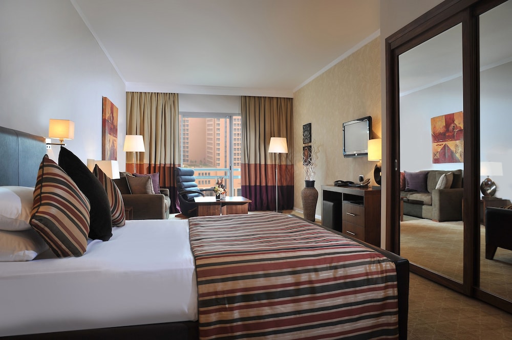 Staybridge Suites Cairo - Citystars 2