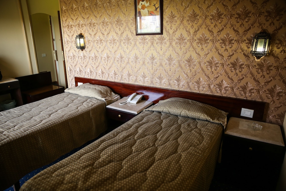 St George Hotel 6
