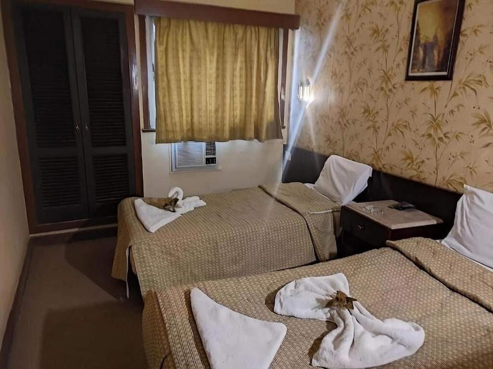 St George Hotel 19