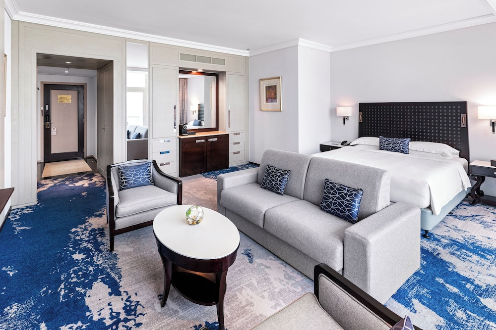 Beach Rotana 24