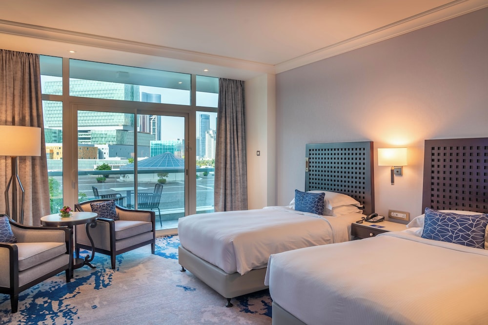 Beach Rotana 6