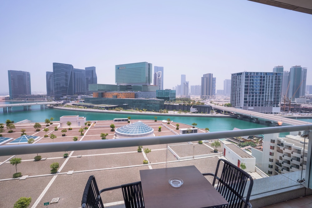 Beach Rotana 22