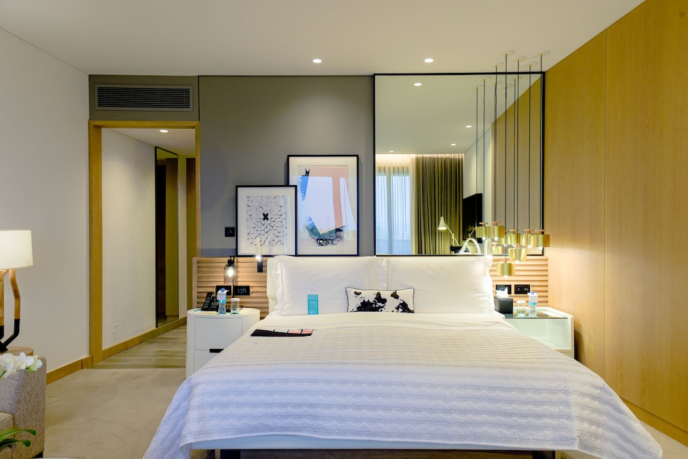 Le Royal Meridien Beach Resort & Spa 19