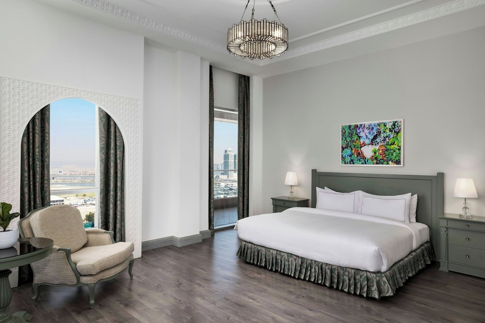 Al Habtoor Grand Resort, Autograph Collection 18