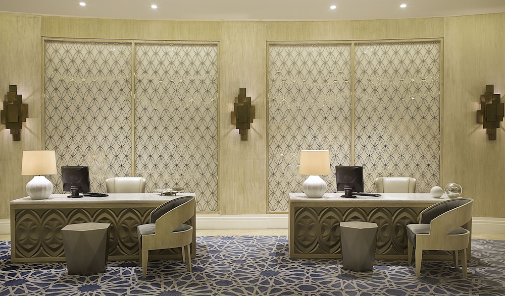 Al Habtoor Grand Resort, Autograph Collection 6