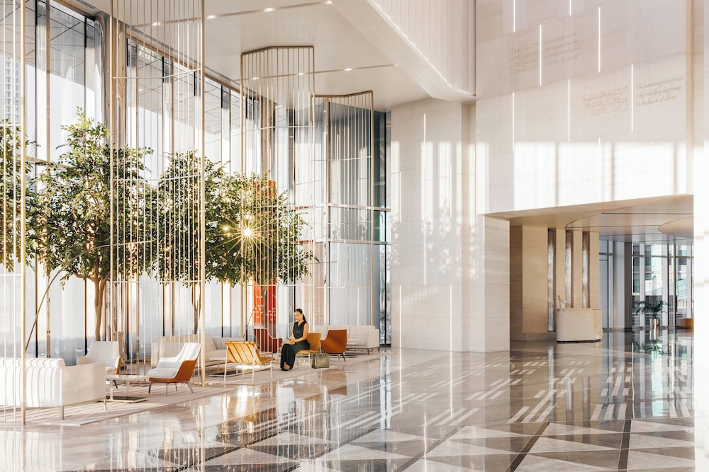Jumeirah Emirates Towers 7