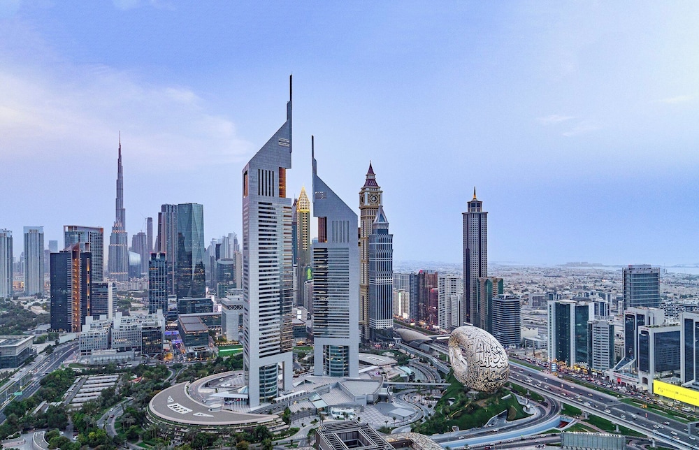 Jumeirah Emirates Towers 1