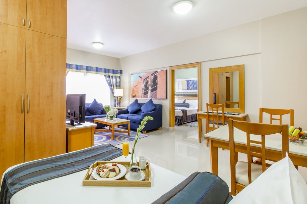 Golden Sands Hotel Apartments 15