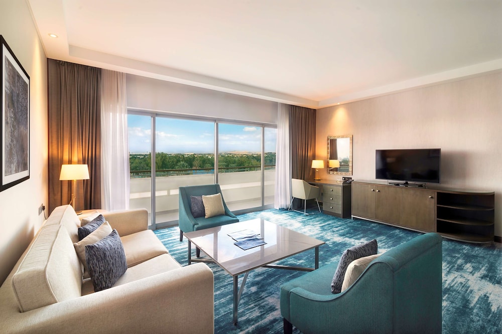 Radisson Blu Hotel & Resort, Al Ain 1