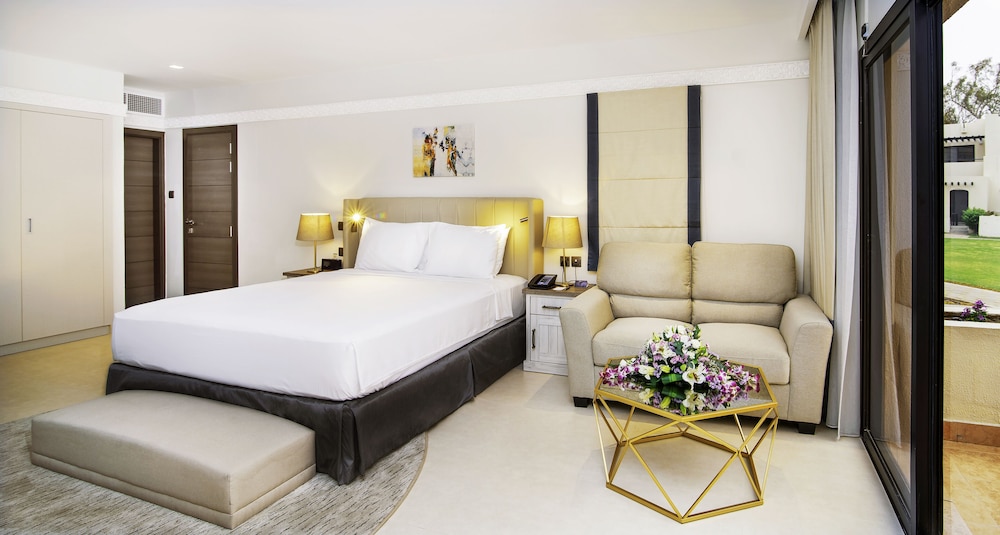 Radisson Blu Hotel & Resort, Al Ain 10
