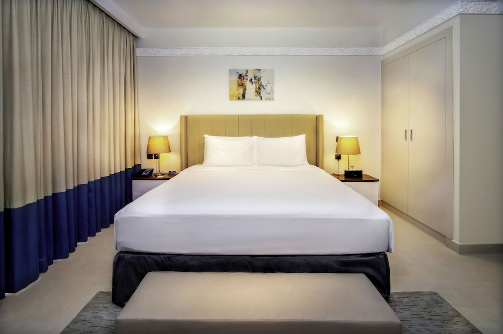 Radisson Blu Hotel & Resort, Al Ain 11