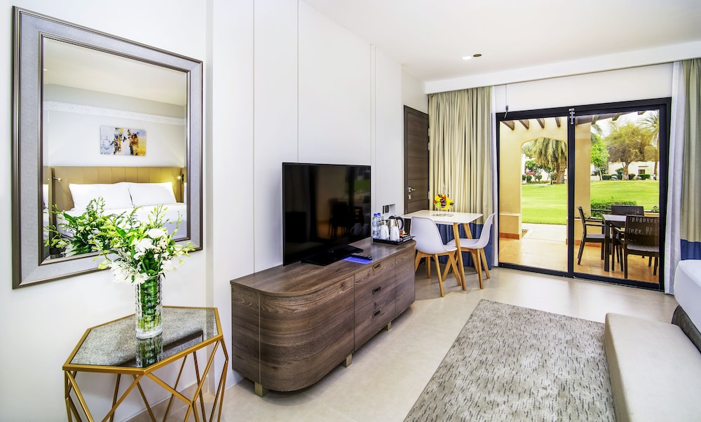 Radisson Blu Hotel & Resort, Al Ain 13