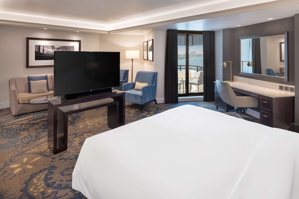Radisson Blu Hotel Dubai Deira Creek 21