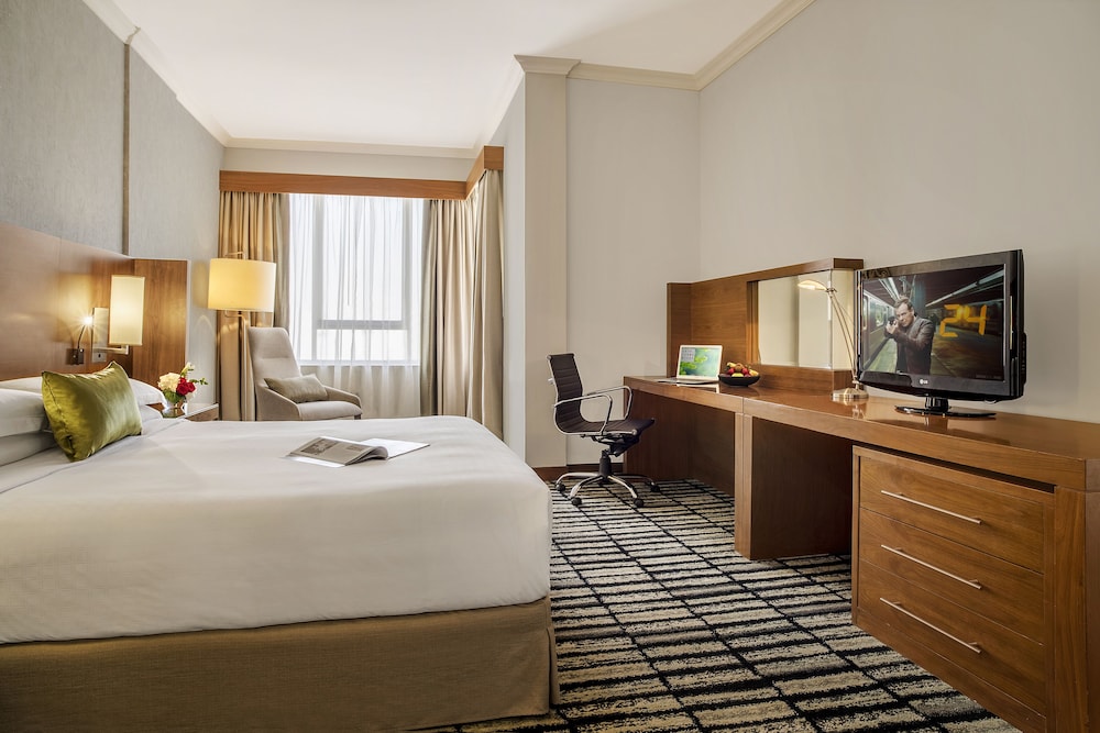 Jumeira Rotana 11