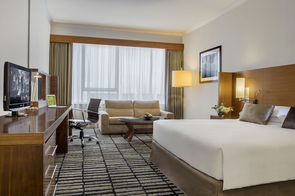 Jumeira Rotana 13