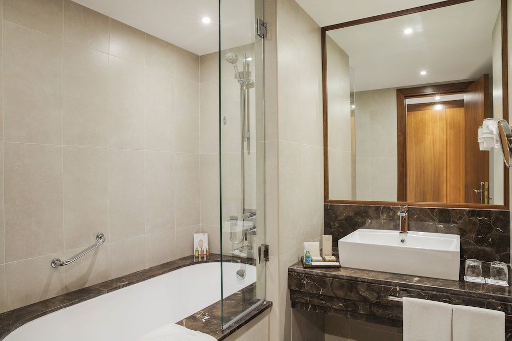 Jumeira Rotana 21