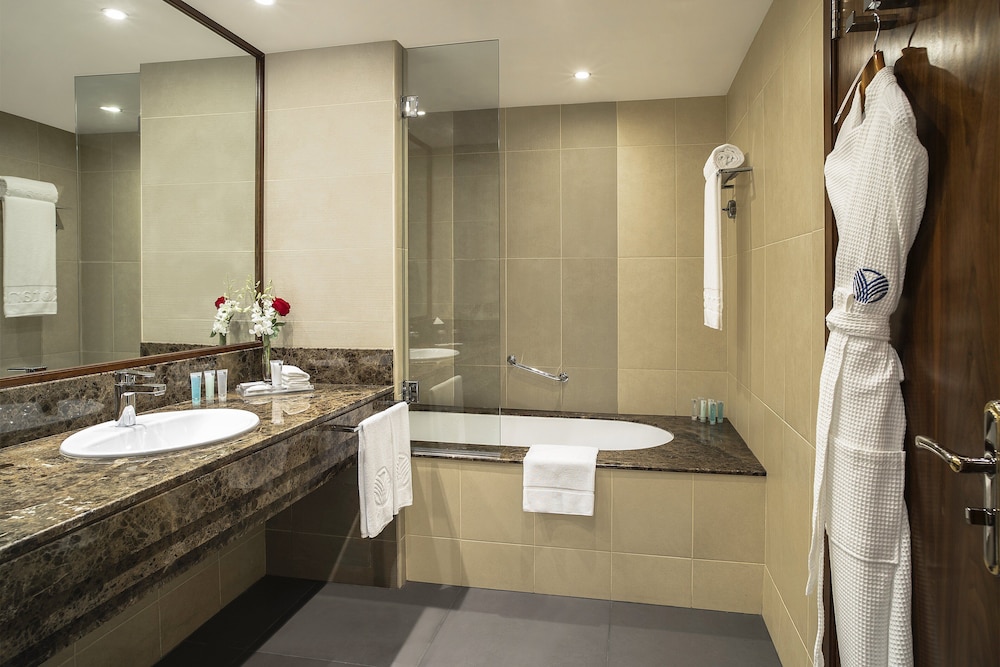 Jumeira Rotana 20
