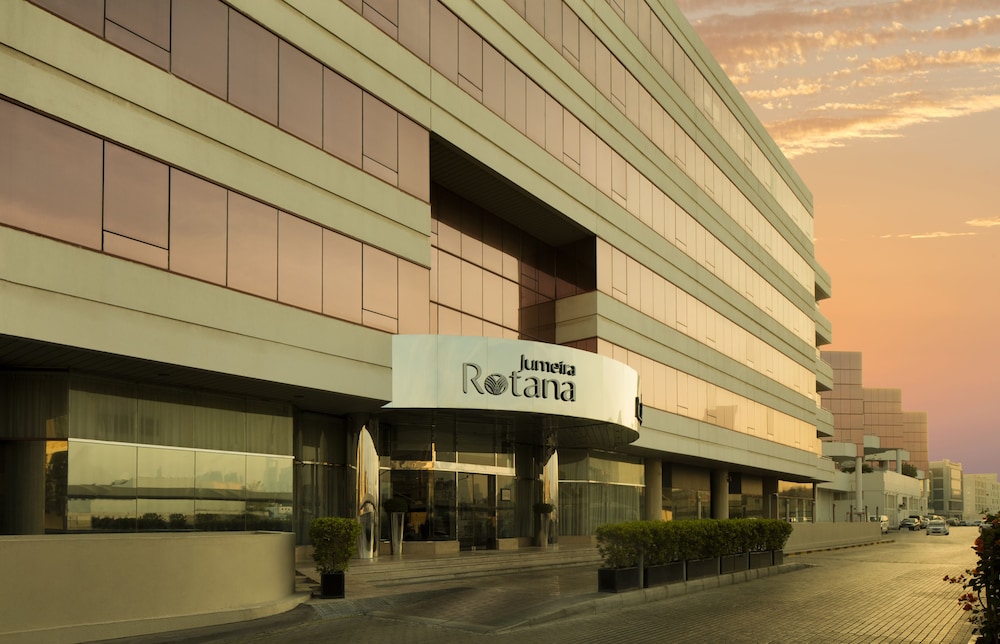 Jumeira Rotana 1