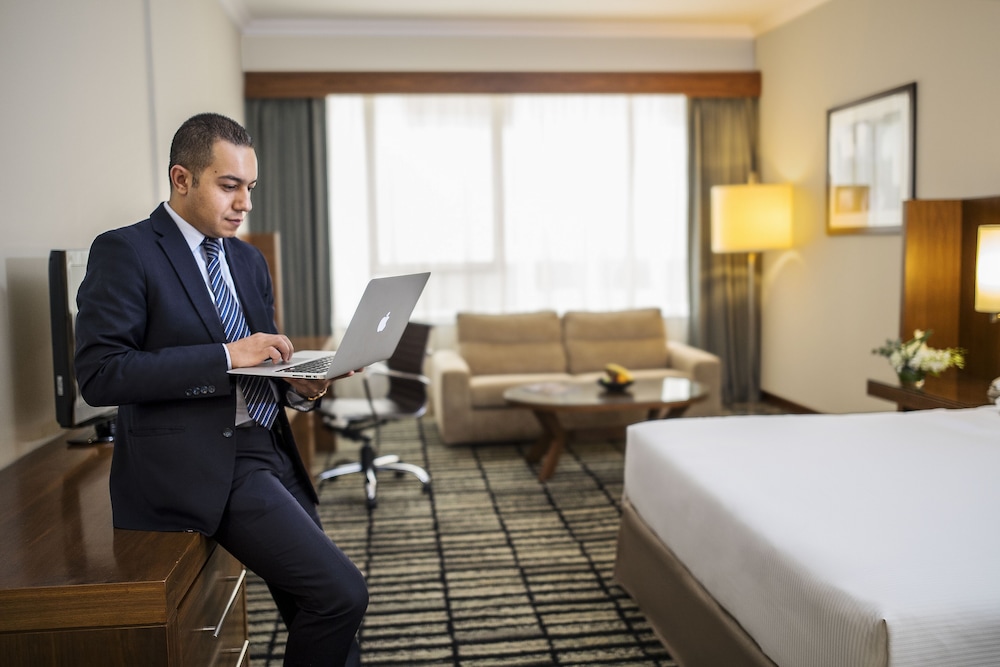 Jumeira Rotana 6