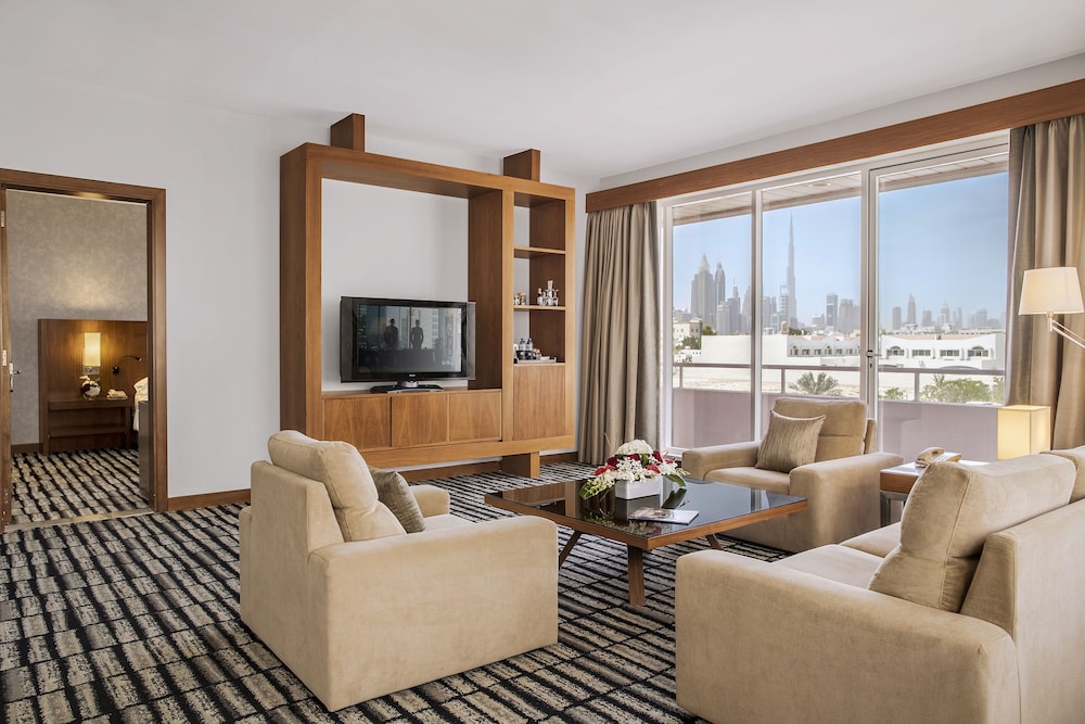 Jumeira Rotana 15