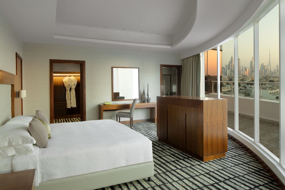 Jumeira Rotana 14