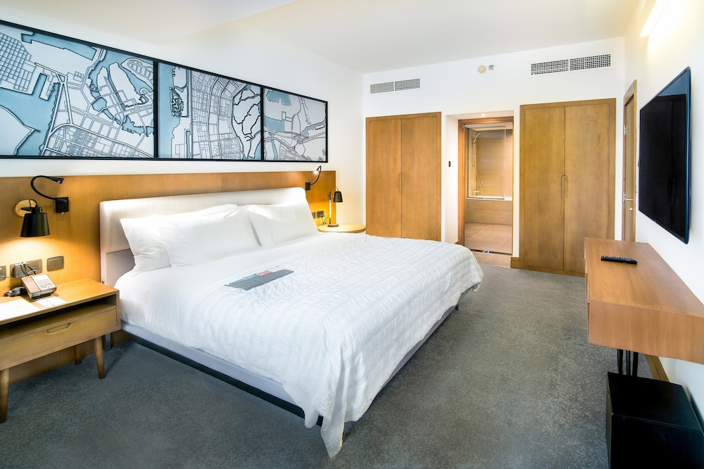 Le Meridien Abu Dhabi 22