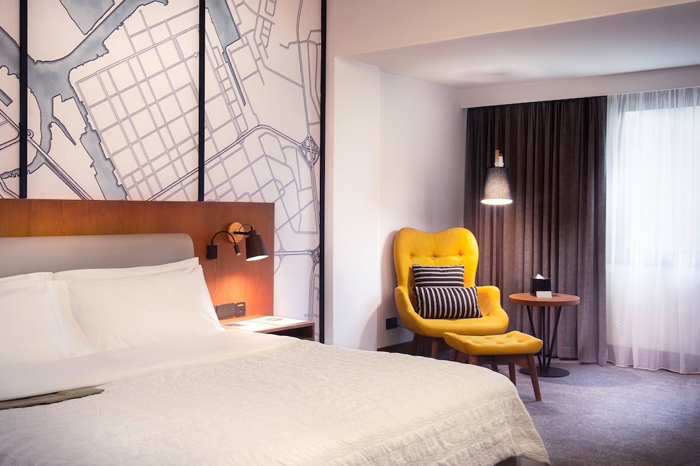 Le Meridien Abu Dhabi 14
