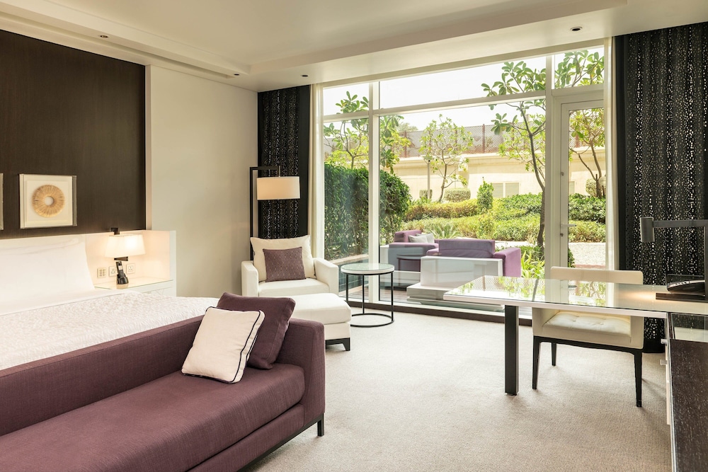 Le Meridien Dubai Hotel & Conference Centre 21
