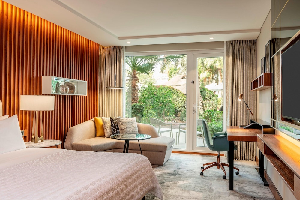 Le Meridien Dubai Hotel & Conference Centre 24