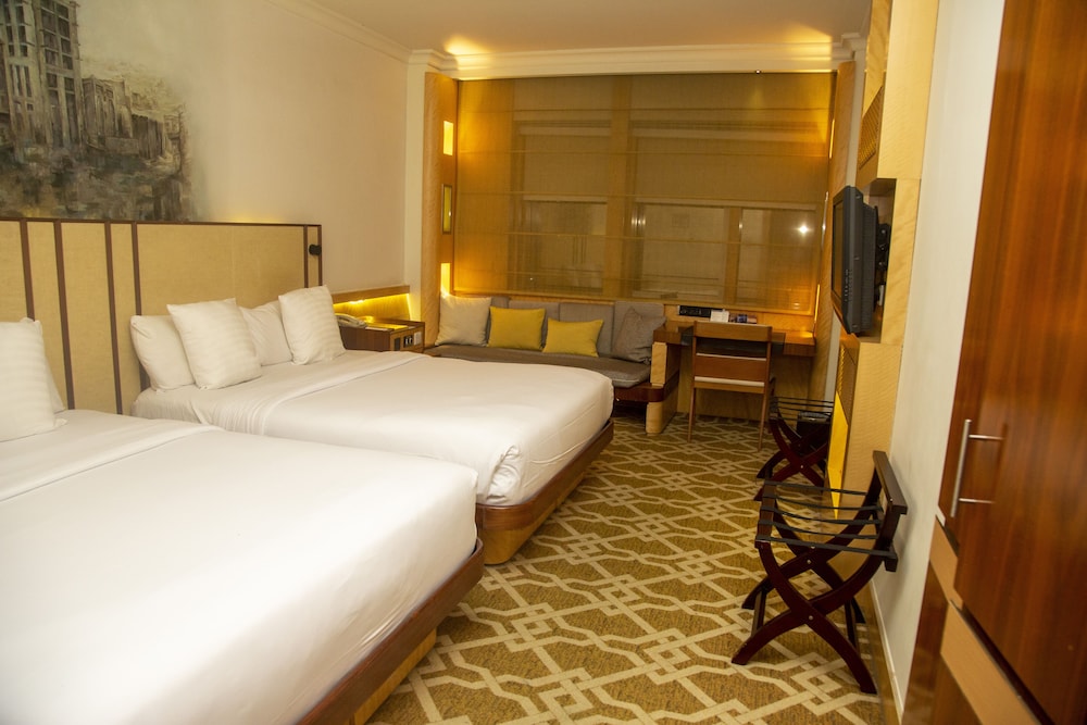 Marco Polo Hotel 8