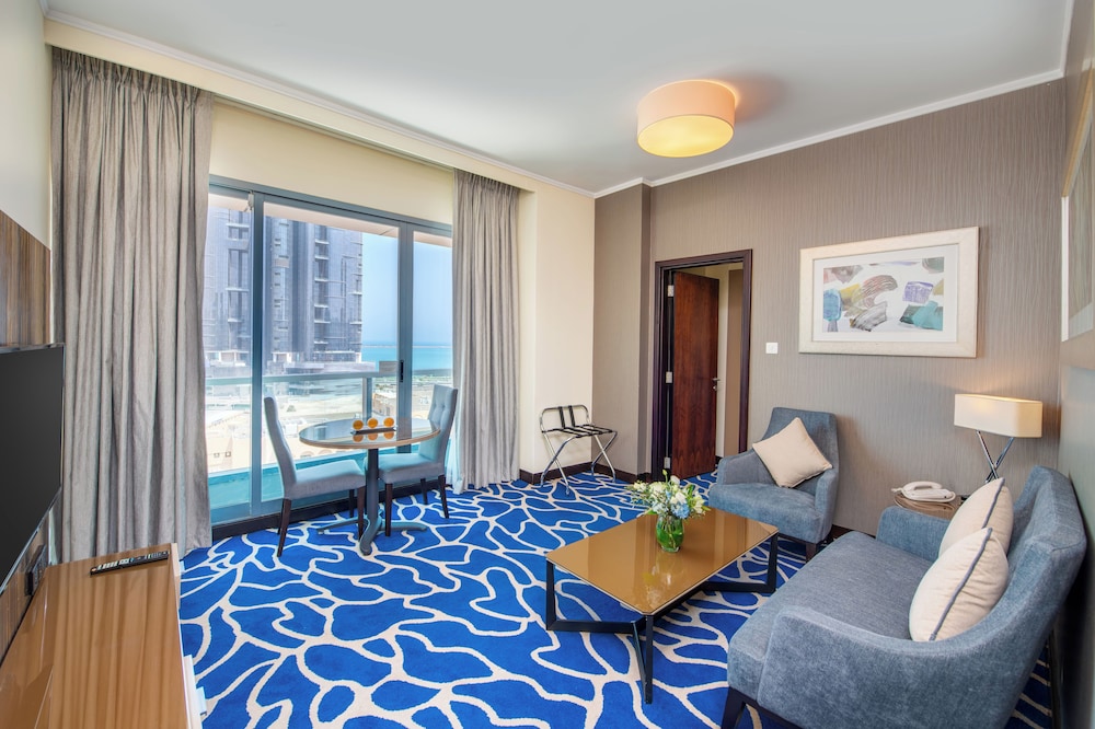 Hawthorn Suites by Wyndham Abu Dhabi City Center 8