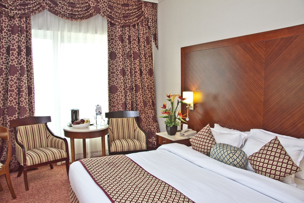 Regent Palace Hotel 23