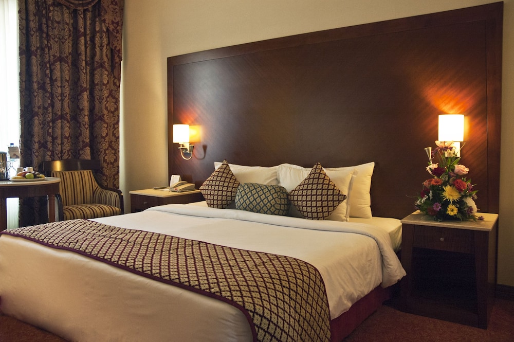 Regent Palace Hotel 7