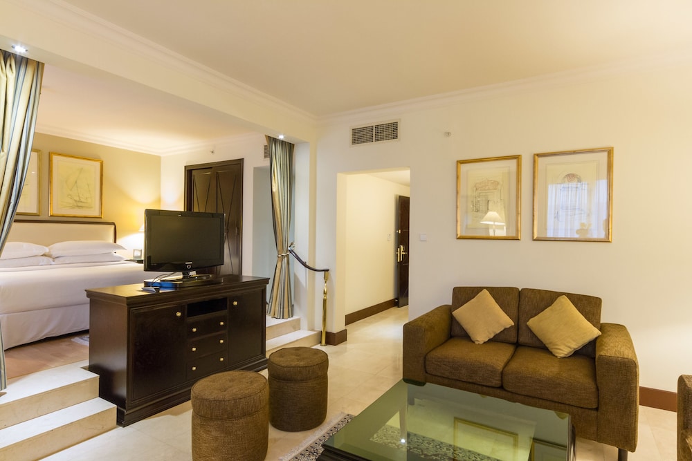 Sunday Suites Excelsior Hotel Deira 15