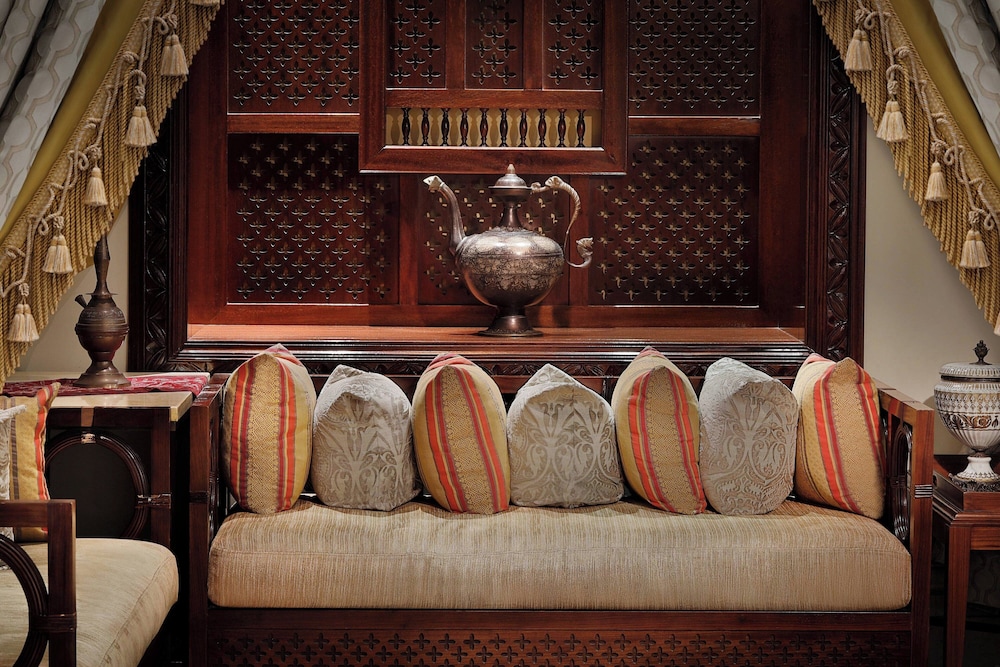 The Ritz-Carlton Dubai 5