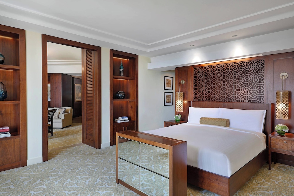 The Ritz-Carlton Dubai 20