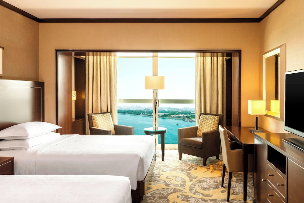Sheraton Dubai Creek Hotel & Towers 18