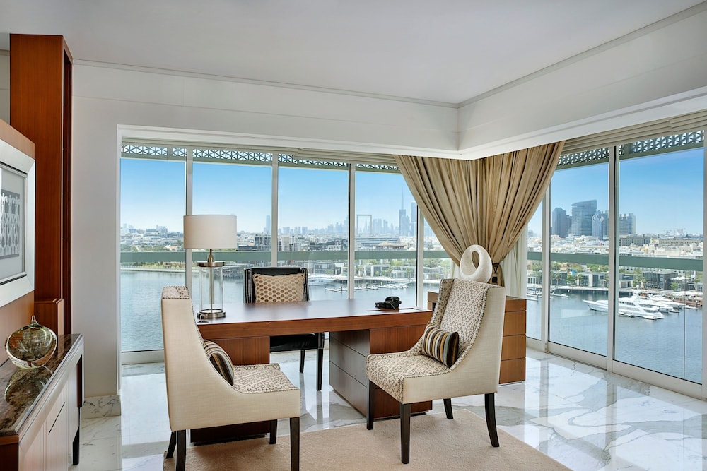 Sheraton Dubai Creek Hotel & Towers 19