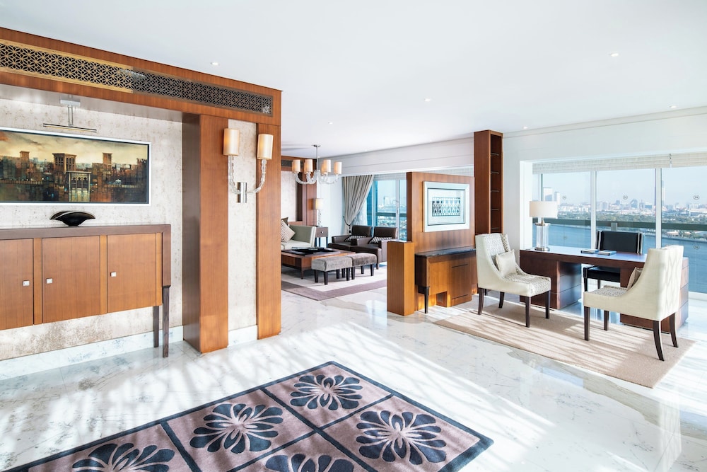 Sheraton Dubai Creek Hotel & Towers 20