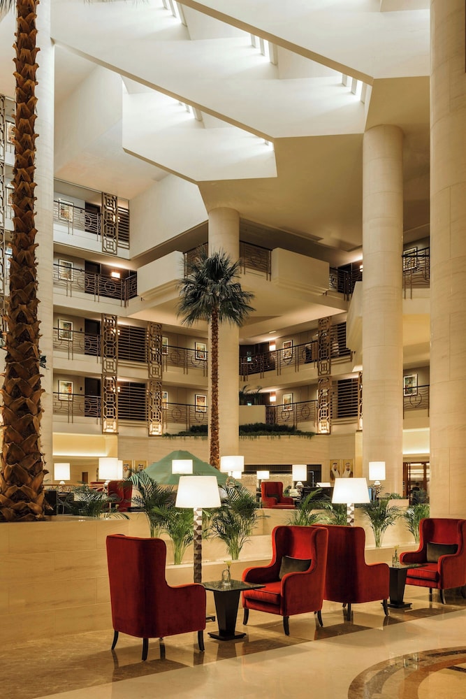 Sheraton Dubai Creek Hotel & Towers 6
