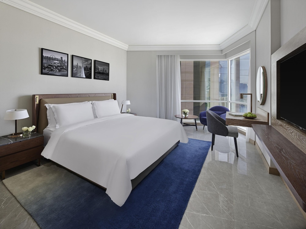 Fairmont Dubai 8