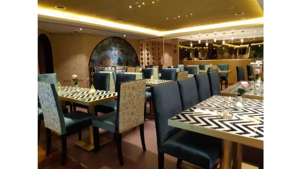 Lotus Grand Hotel 24