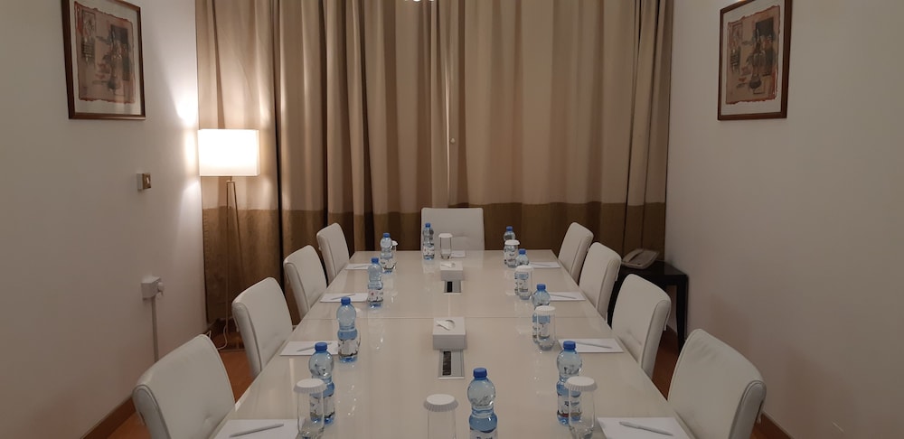 Lotus Grand Hotel 21