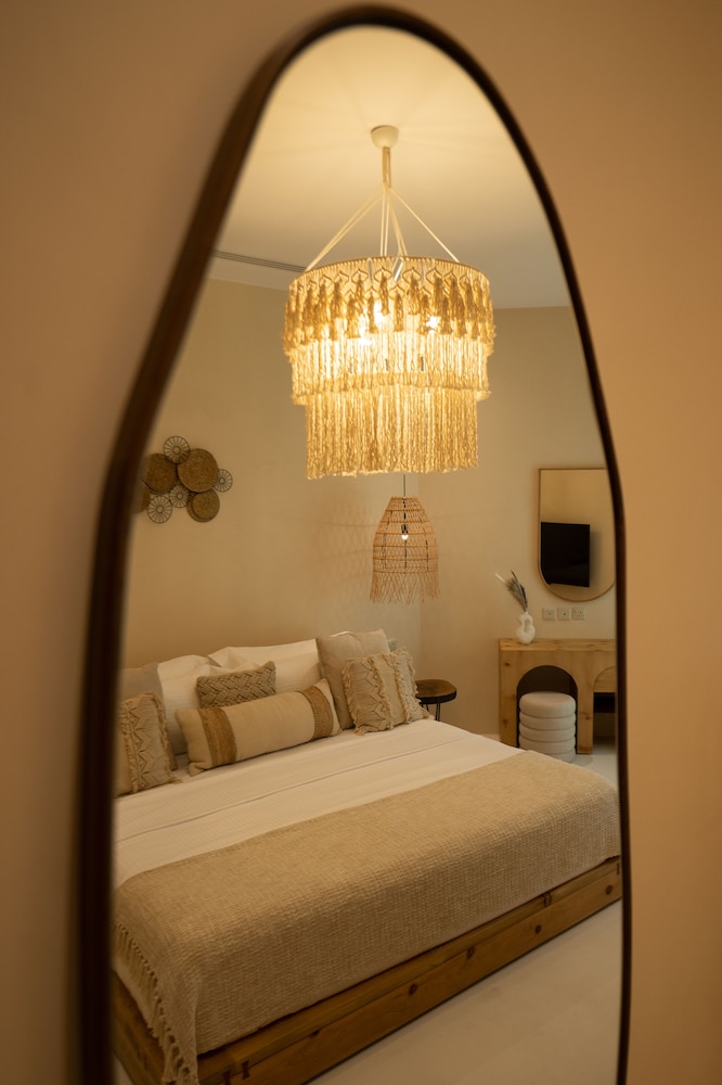 Umm Al Quwain Beach Hotel 7