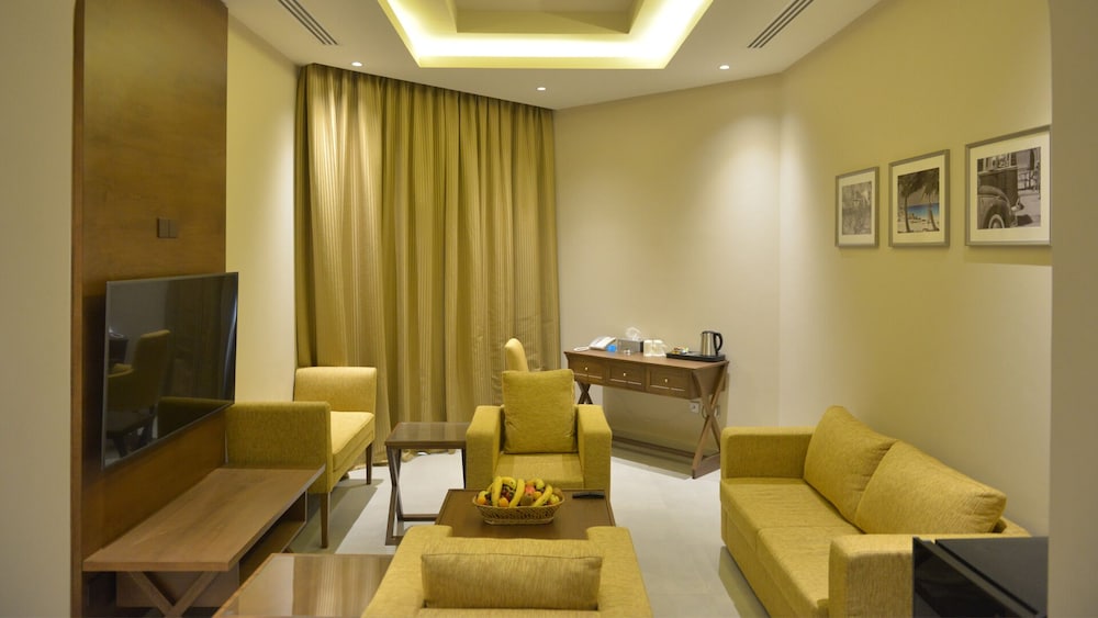 Umm Al Quwain Beach Hotel 18