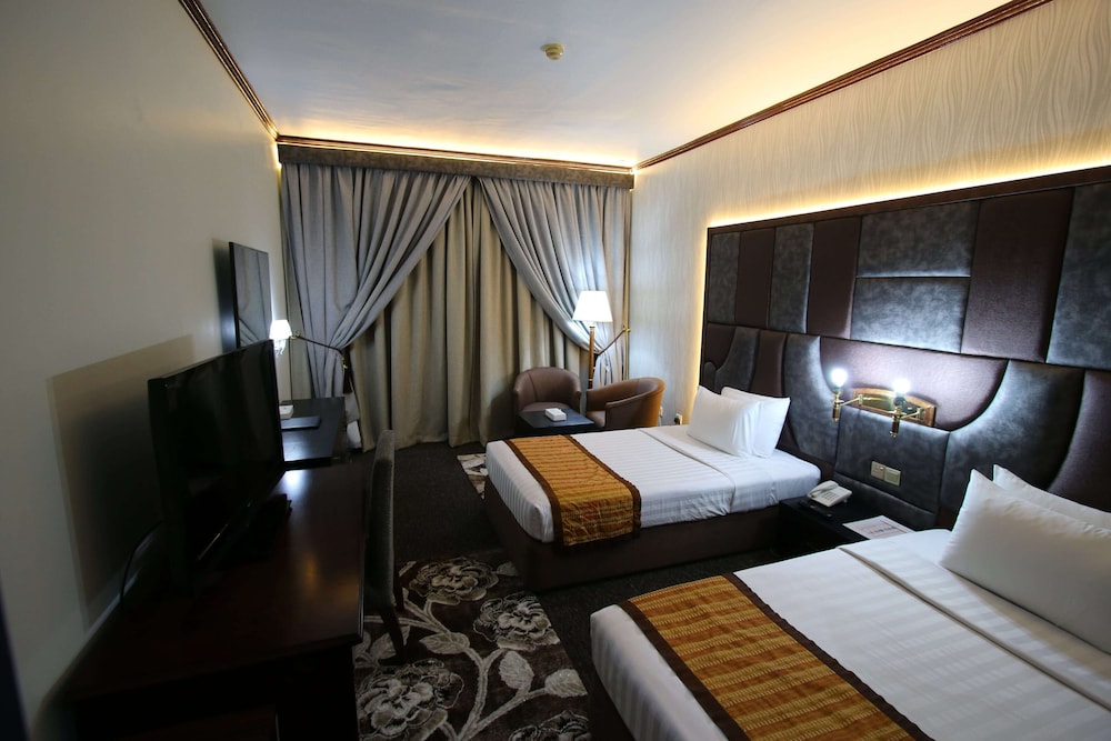 Knight Armour Hotel 18