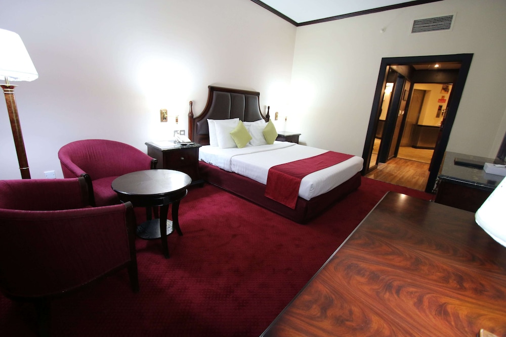 Knight Armour Hotel 17