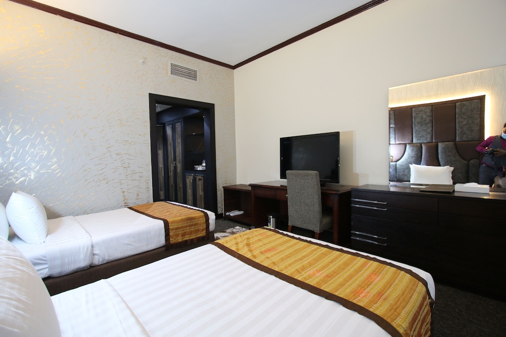 Knight Armour Hotel 9